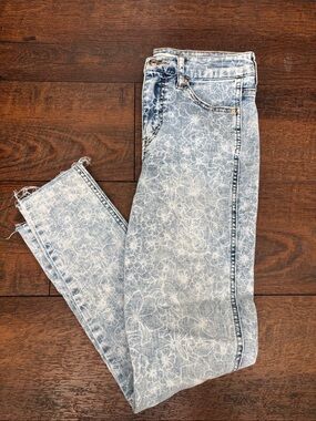Ella Moss Light Blue Floral Skinny Jeans